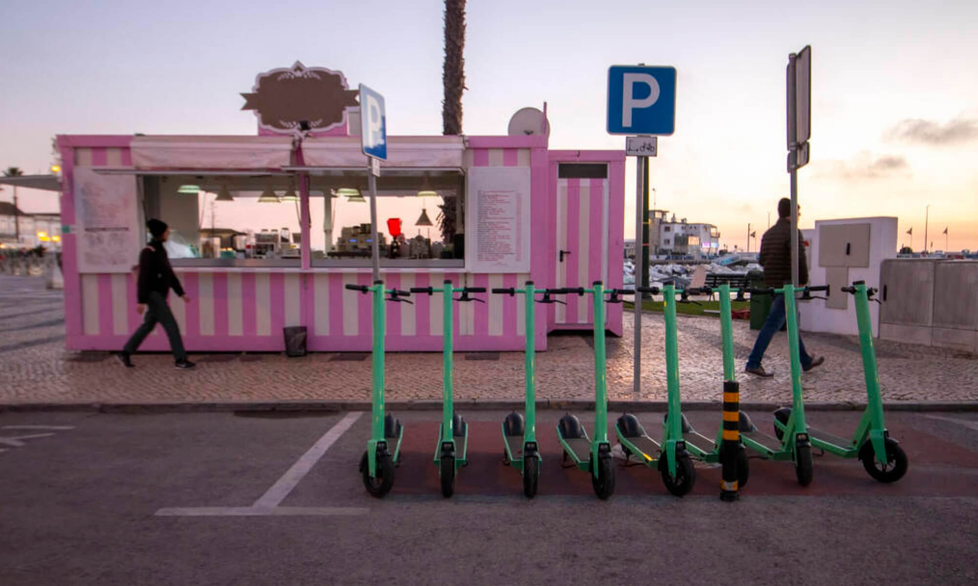 Importare monopattini elettrici a batteria dalla Cina bike sharing