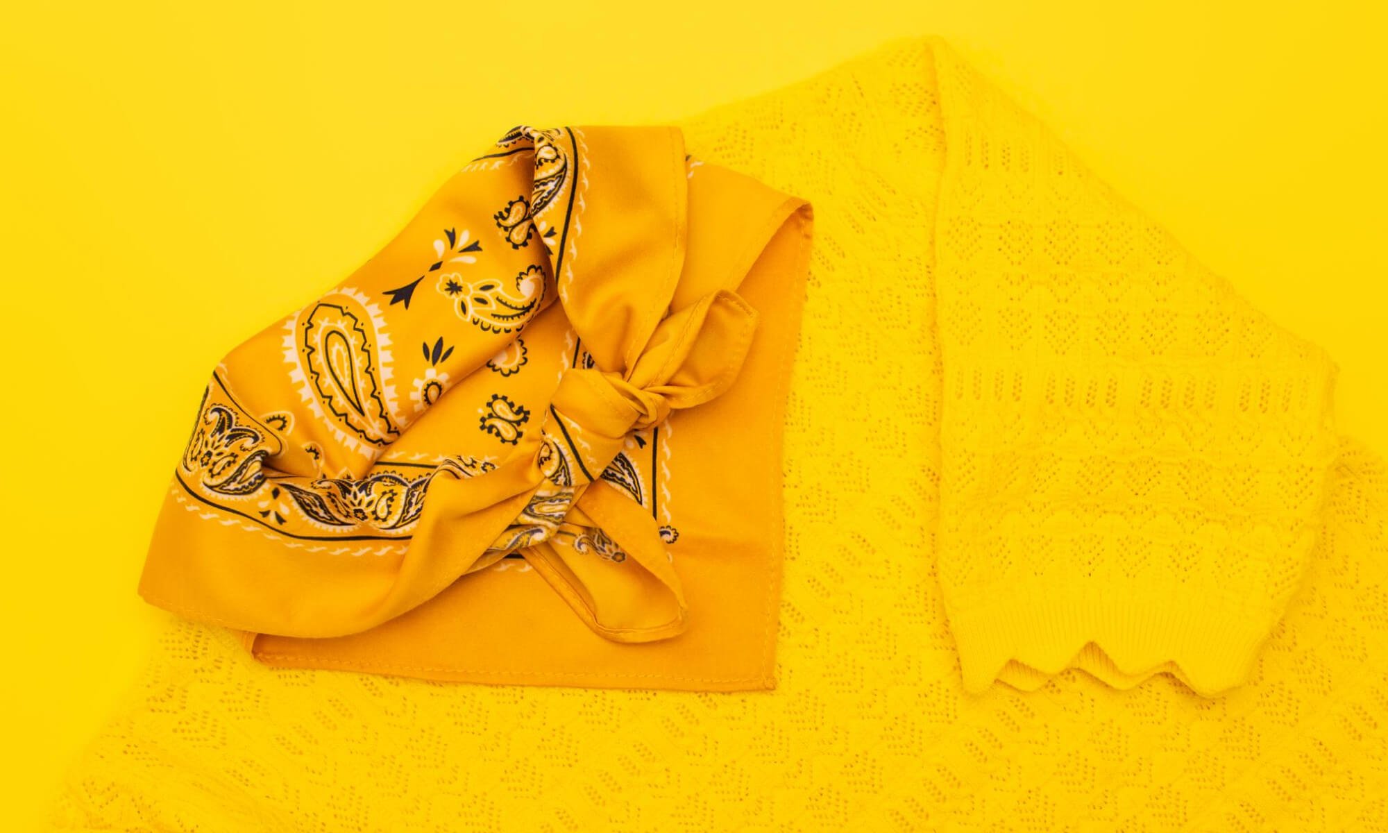 Importare abbigliamento dalla Cina maglie sciarpe foulard maglioni cotone